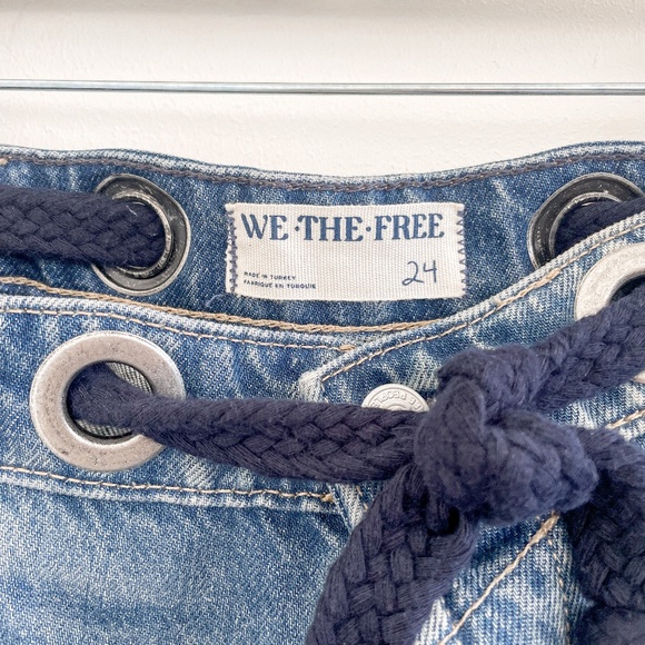 Free People We The Free Moxie Pull On Barrel Jeans 24 NWOT - Picture 10 of 15